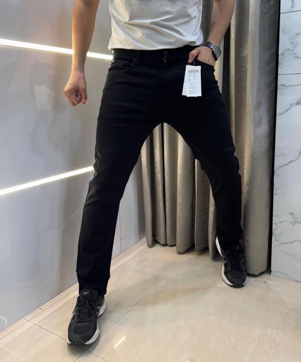 Calvin Klei n Jet Black Imported Hyperflex Denim