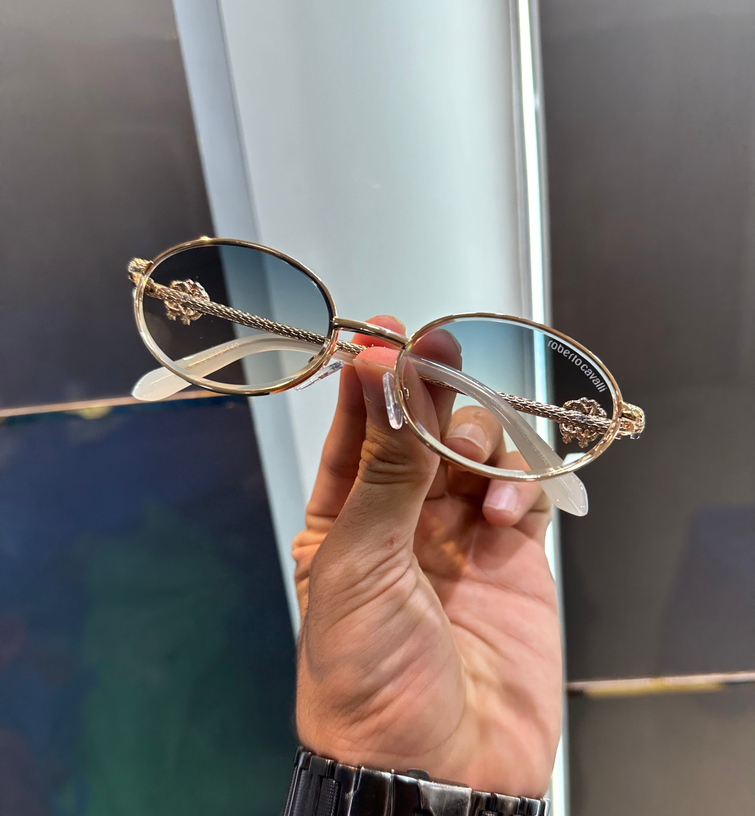 Robert o Cavall i Ultimate Luxury Shade With Original Packaging