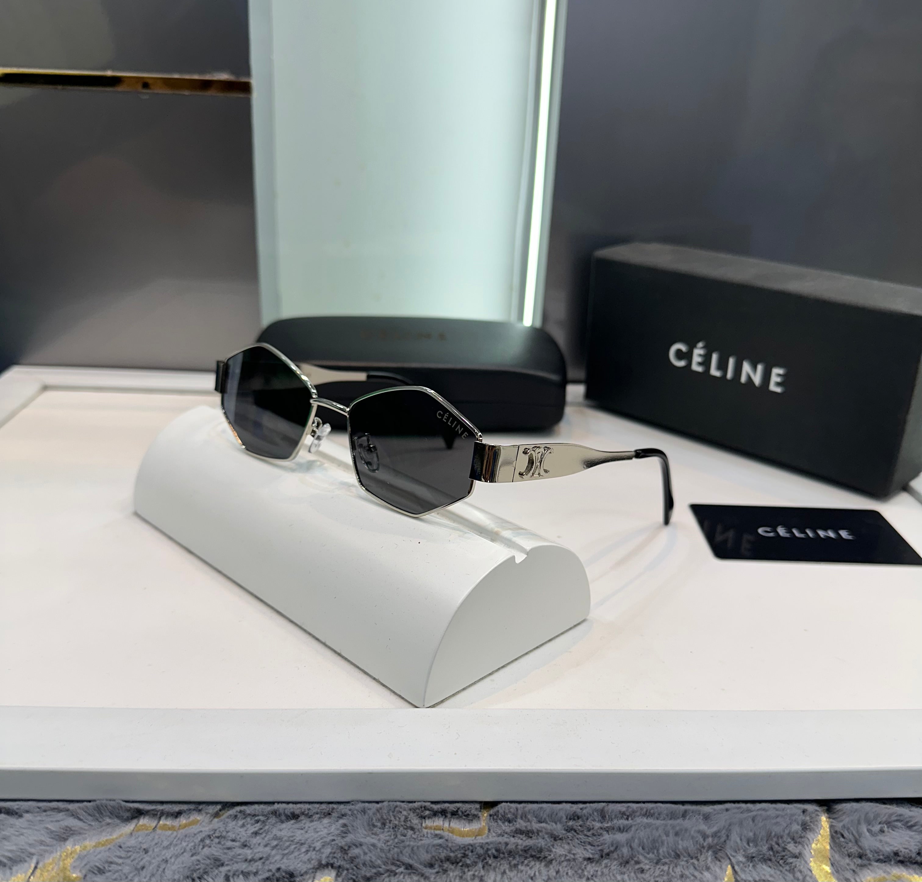 Celin e Black 598 Ultimate Luxury Shade With Original Packaging