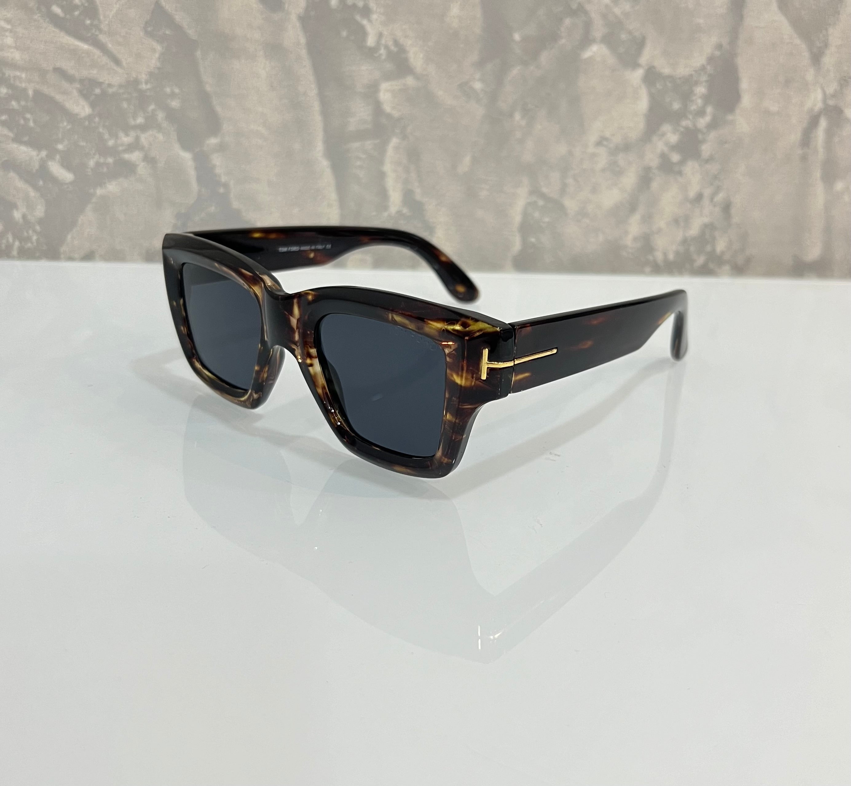 Tom For d Tiger Black 4184 Ultimate Luxury Shade With Original Packaging
